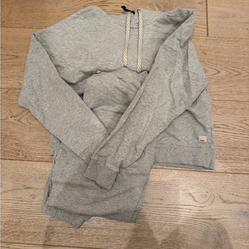Vuori Light Gray Women's Hoodie